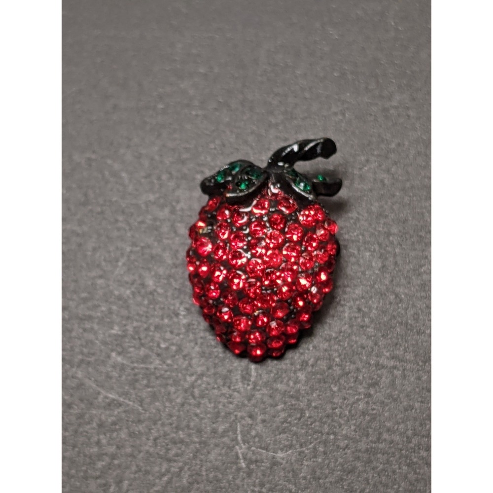 Weiss‎ Signed Strawberry Brooch Pin